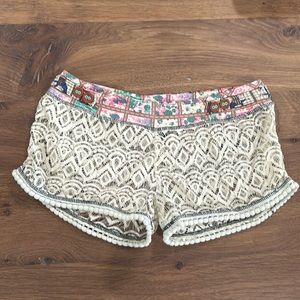 Maaji cover up shorts, size small